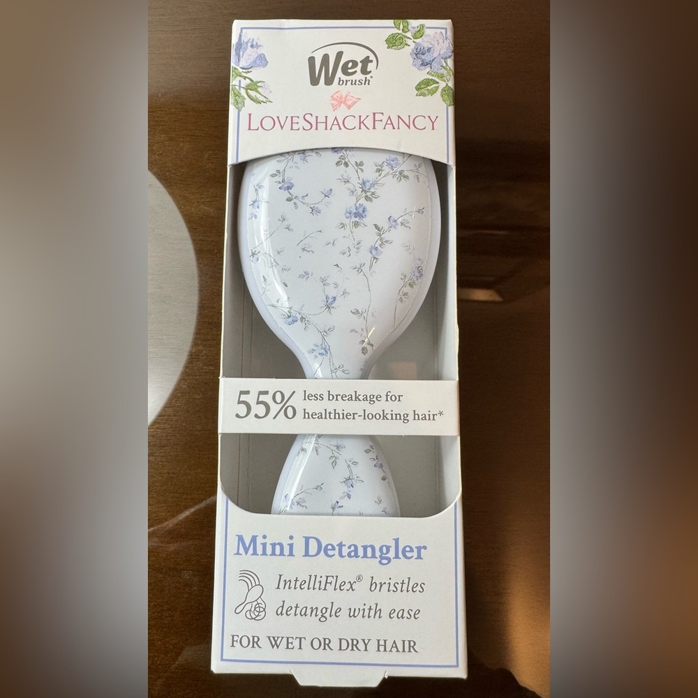 LoveShackFancy Wet Brush Mini Detangler- English Ivy Blue Floral
